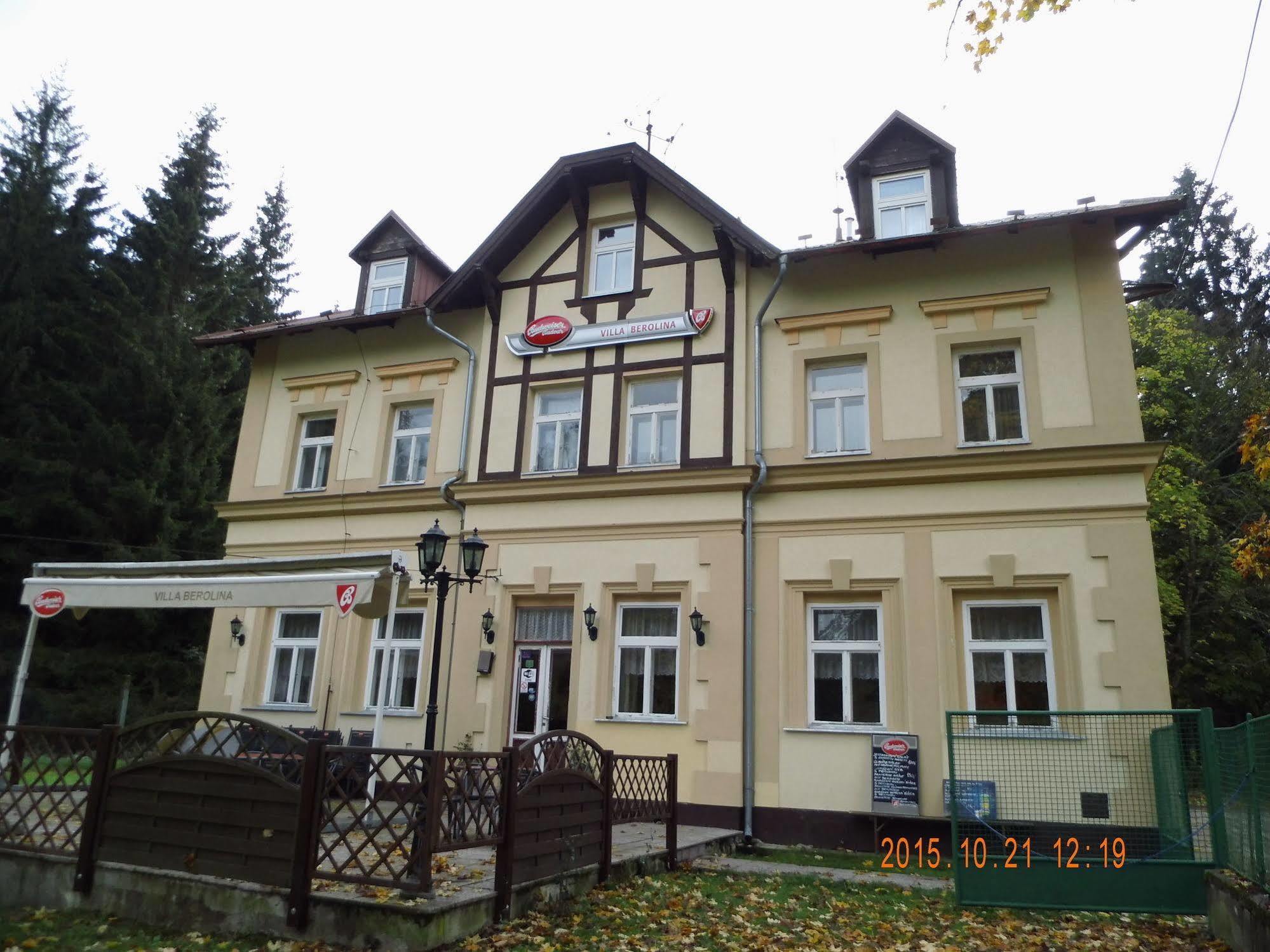 Pension Villa Berolina Marianske Lazne Exterior photo