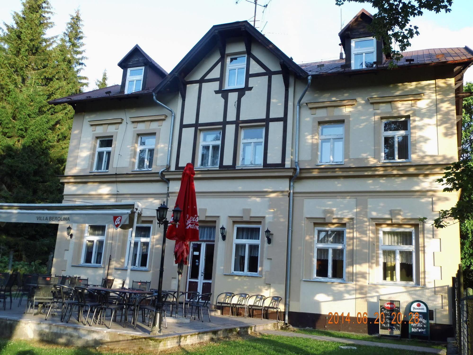 Pension Villa Berolina Marianske Lazne Exterior photo
